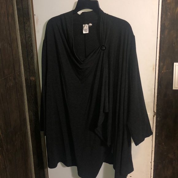 Shirt - Picture 1 of 1